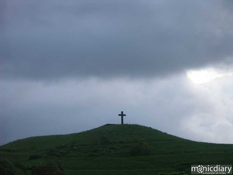 cross.jpg : hana.maui