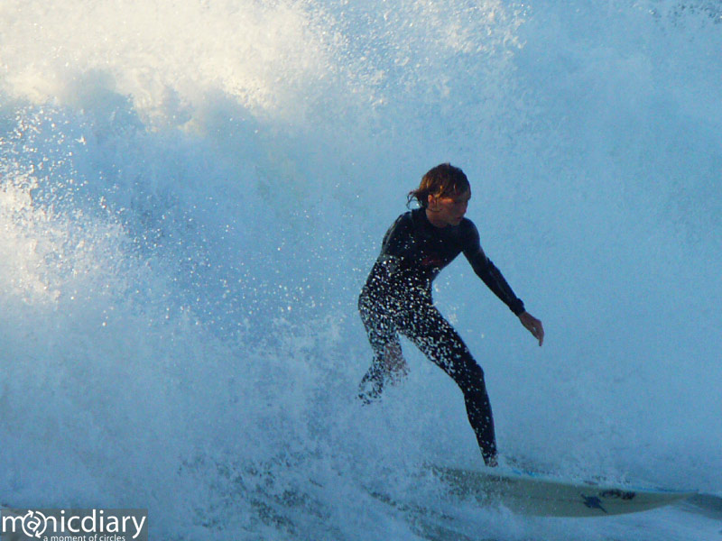 ob-surfer00.jpg : surfing.ocean.beach.san.diego