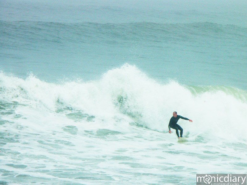 surfer05.jpg : surfing.ocean.beach.san.diego