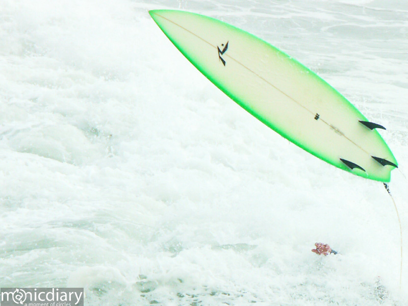 surfer18.jpg : surfing.ocean.beach.san.diego